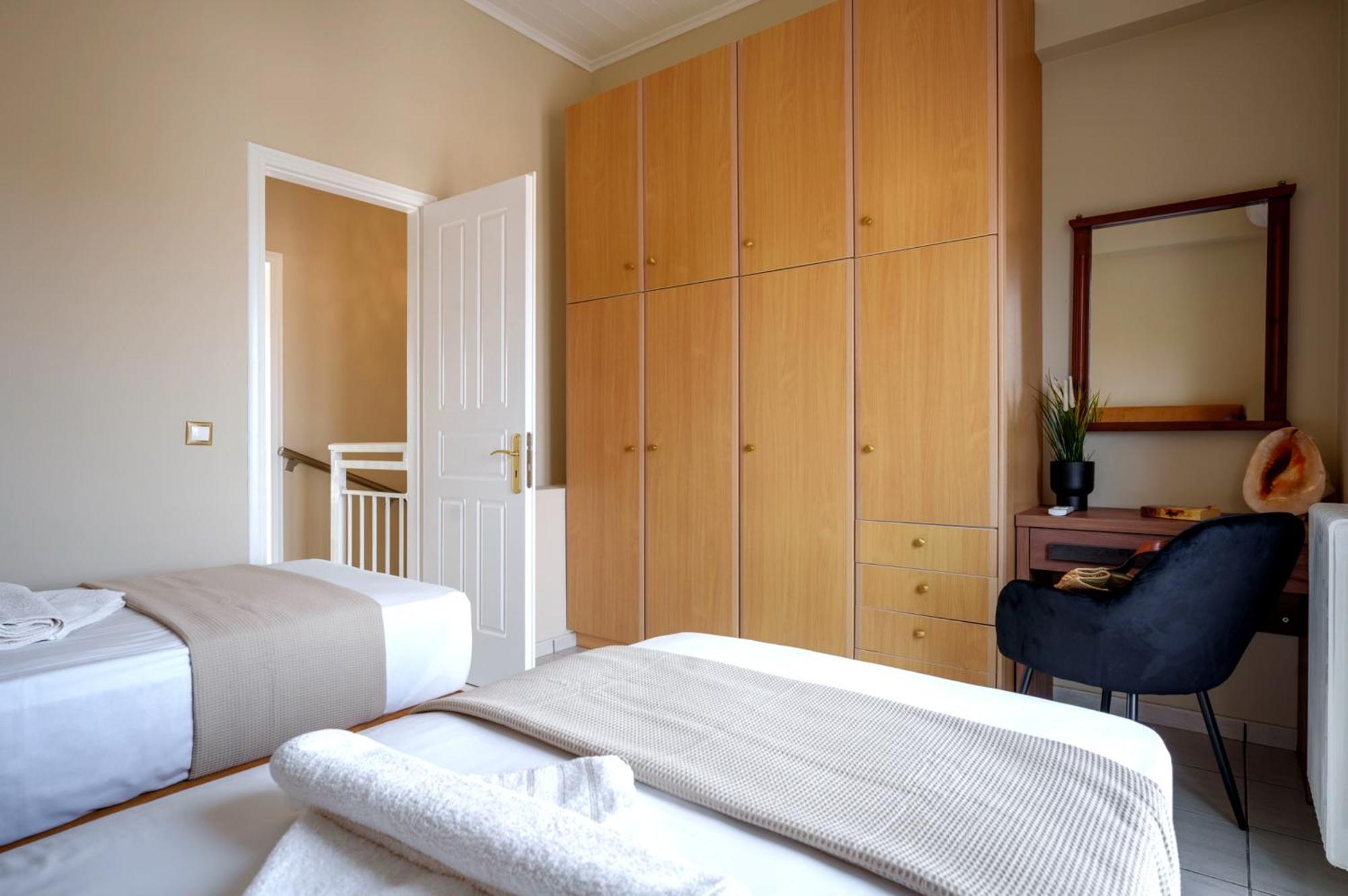 Solomos Apartments Skala  エクステリア 写真