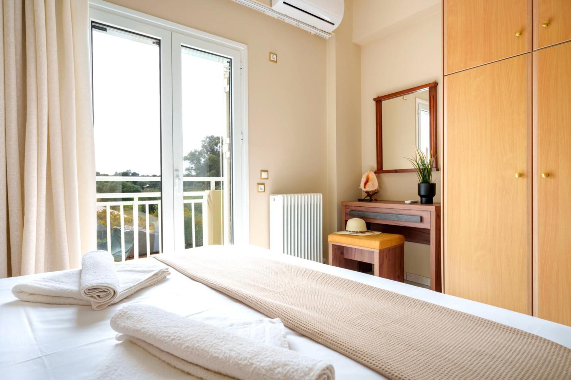 Solomos Apartments Skala  エクステリア 写真