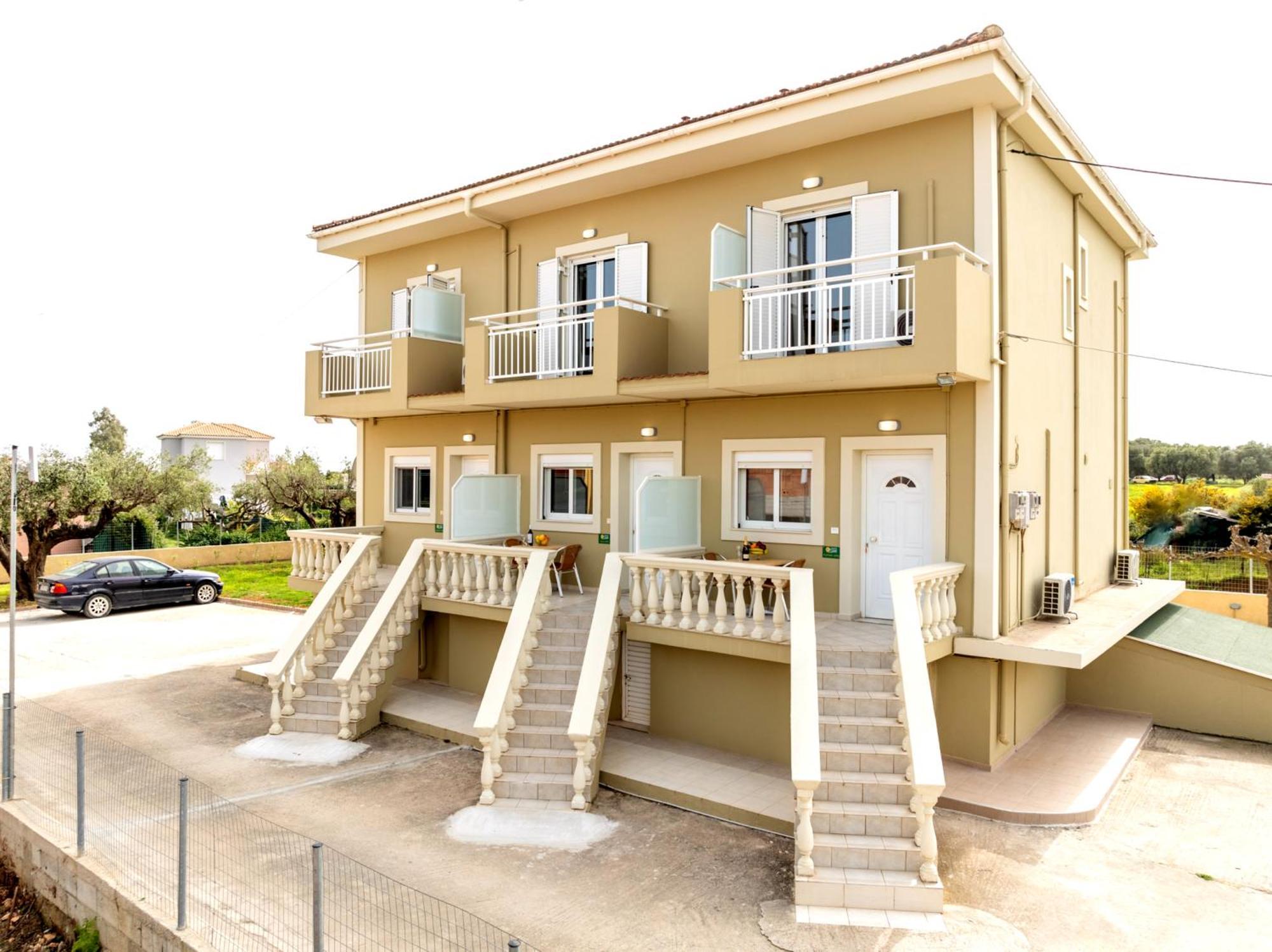 Solomos Apartments Skala  エクステリア 写真